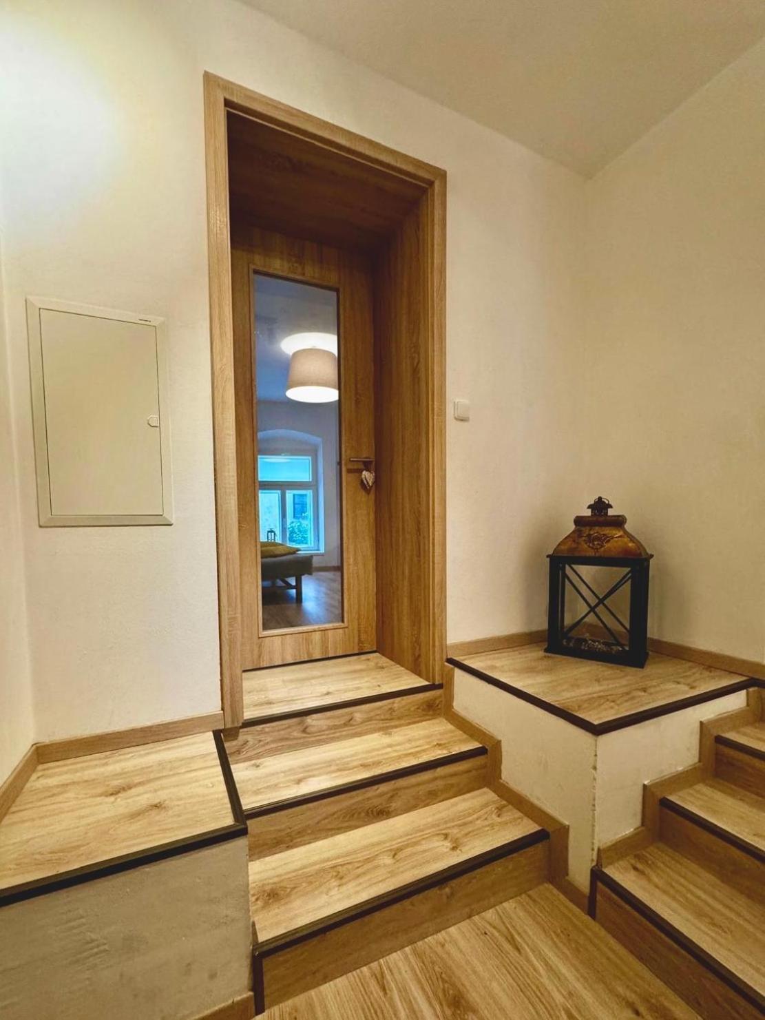 Apartman Na Bidylku - On The Perch Apartment ターボル エクステリア 写真